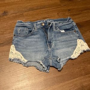 Mossimo High Rise Short Denim Lace Cut Offs Distressed Fringed